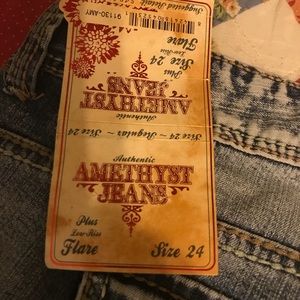 Amethyst brand distressed ladies jeans